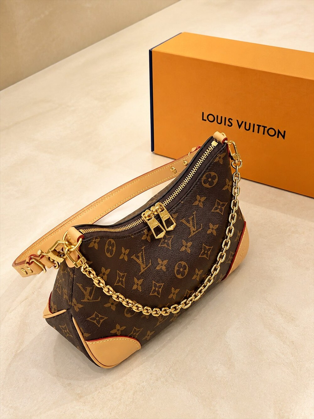 Louis Vuitton Boulogne Gold Chain Purse in Monogram Coated Canvas - Picture 8 of 9